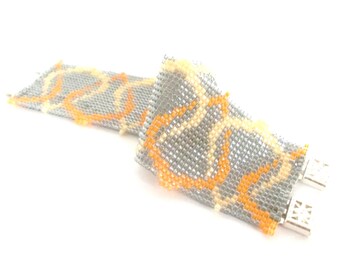 Argento grigio pallido giallo ed arancione bracciale, Toho tesoro Loom bracciale, bracciale ornamentale, progettista perline braccialetto