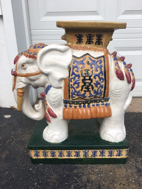 Large Elephant Plant Stand nanikaw