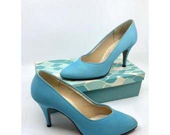 Vintage 70s Blue Atomic Shoes Dyeables 8B Pumps