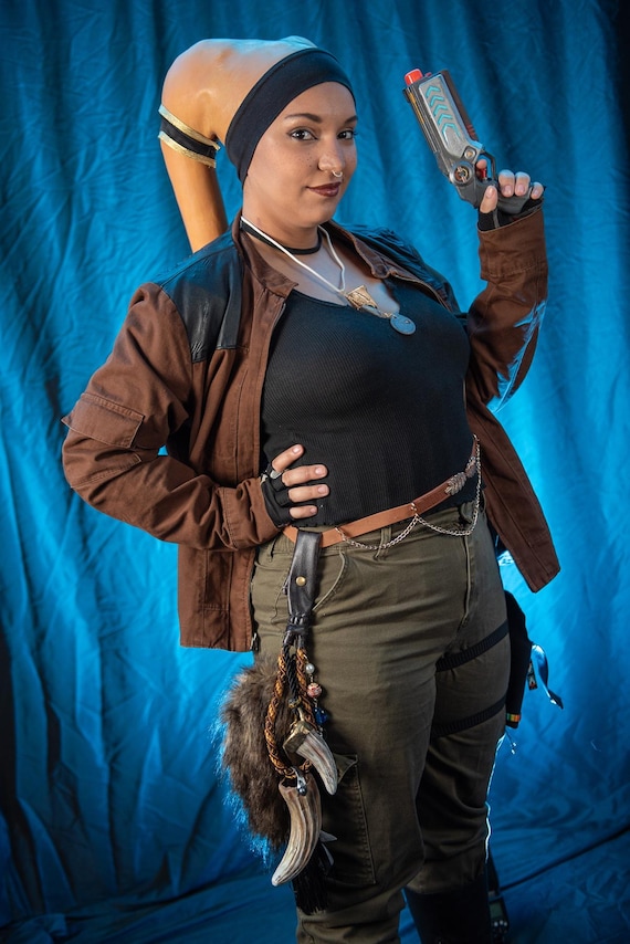 Trophy Belt Rope/Tassle with Teeth, Claws, and Droid Parts for Mandalorians, Bounty Hunters, Star Wars OCs, and more...!