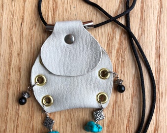 Talismans/Medicean pouch necklace