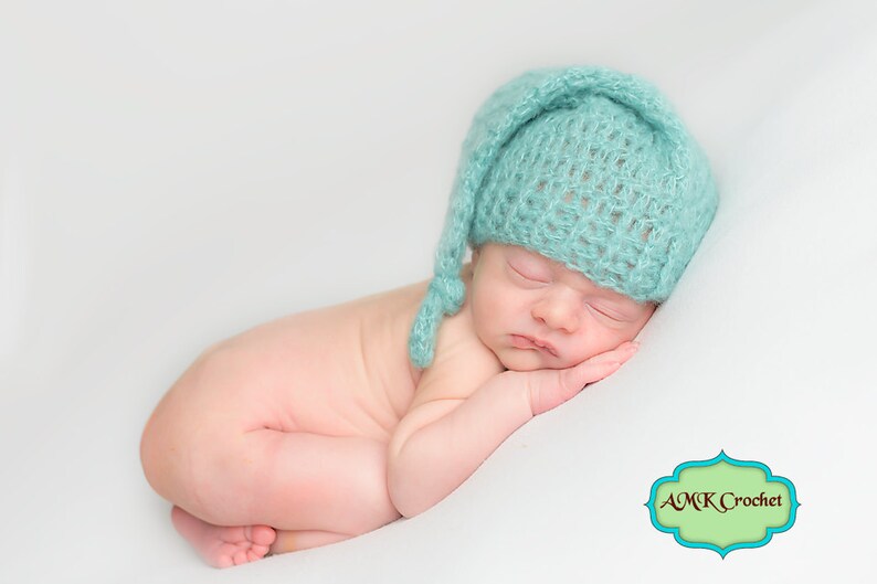 Pattern Crochet Newborn Sleepy Stocking Hat Photo Prop Instant Download Pattern, Newborn Photography Baby Boy Knotted Stocking Cap image 1