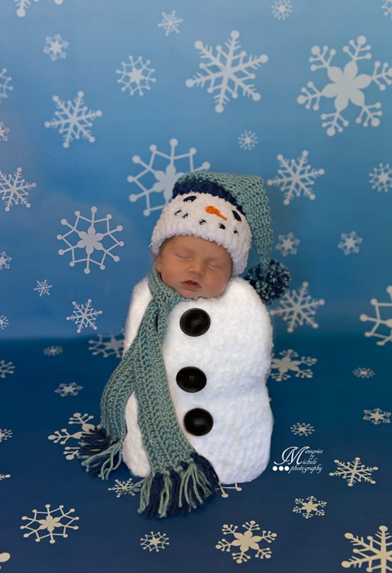 Pattern Crochet Newborn Snowman Hat, Scarf, and Cocoon Set, Crochet Newborn Snowman Photo Prop, Babies First Christmas Crochet Pattern image 2