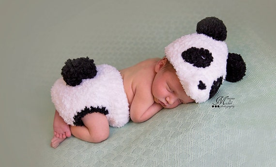 Instant Download Crochet Newborn Fuzzy Panda Hat and Diaper Cover Set With  Amigurumi Bamboo Pattern, Baby Panda Outfit Photo Prop Pattern 