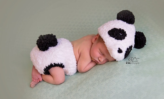 Instant Download Crochet Newborn Fuzzy Panda Hat and Diaper Cover Set With  Amigurumi Bamboo Pattern, Baby Panda Outfit Photo Prop Pattern 