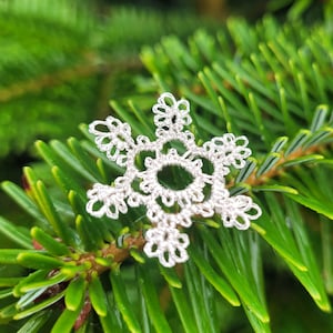 Tatting Pattern Snowflake by Decoromana PDF image 1