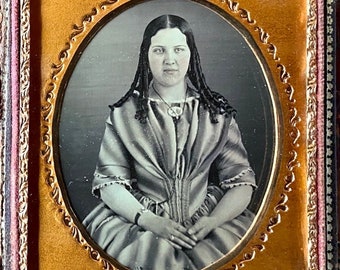 Antique Sixth Plate Daguerreotype: Young Woman with Sausage Curls, Full Case