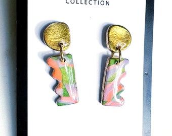 Retro Swirl Abstract E Small Drop Earrings