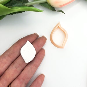 Clay Cutter Leaf Organic •  Clay Cutter • Sharp Edge • Jewellery Makers Polymer Clay Tools • UK Spring Shape Cutter