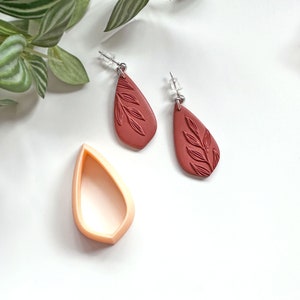 Leaf Clay Cutter Teardrop, Raindrop Spring Drop Shape with Sharp Cutting Edge • Earring and Jewellery Pendant Makers Polymer Clay Tools UK