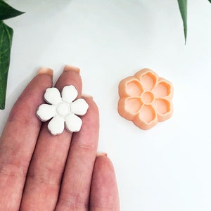 Flower Clay Cutter 6 Petal with Embossed Inner Stamp for Handmade Jewellery Earring and Pendant Makers. Floral Bloom Polymer Clay Tools UK