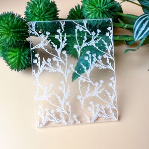 Sello de textura en relieve acrílico transparente con flores silvestres • Placa en relieve • Herramientas de arcilla polimérica del Reino Unido • Para hacer colgantes, aretes, galletas y cupcakes