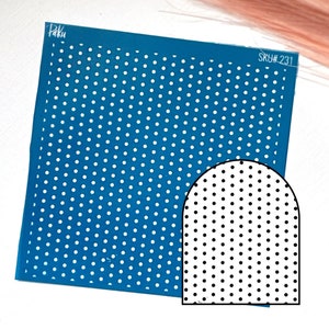 Puede incluir: Un esténcil azul con un patrón de lunares y el texto "Paku" en la esquina superior izquierda. Un esténcil arqueado más pequeño con un patrón de lunares está en la esquina inferior derecha. El SKU es #231.