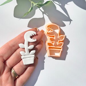 monster plant clay cutter, fly trap polymer clay cutting tool