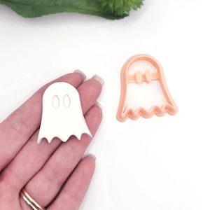 Ghost Clay Cutter with Googly Eyes for Jewellery Makers of Handmade Polymer Clay Earrings & Pendants. Halloween Shape Cutting Stamp Tool