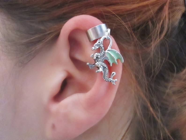 Tiny dragon mint ear cuff
