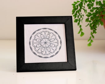 Tirage d’art 6x6 – Sternbergia mandala sur un beau papier de bambou écologique