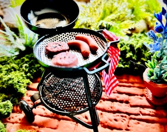 Dollhouse Kettle Barbecue Grill 1:12 Scale - Miniature Food Accessory