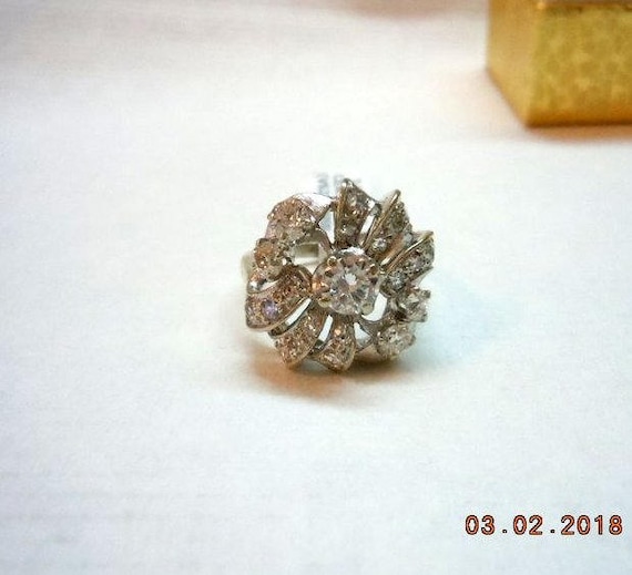 14K White Gold Swirl Diamond Vintage Ring - Stunn… - image 1