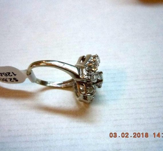 14K White Gold Swirl Diamond Vintage Ring - Stunn… - image 3