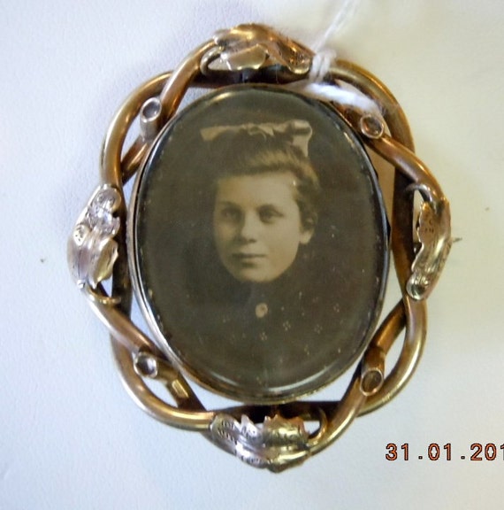 Victorian protrait Hair Mourning brooch reversibl… - image 1