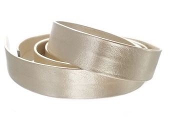 Metallic Ivory Double Fold Flat Leather Strap 20mm (3/4 inch) 1 yards (36" inches) (1915)