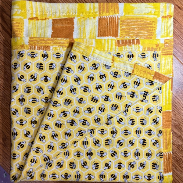 Bumble Bee Self Binding Flannel Blanket