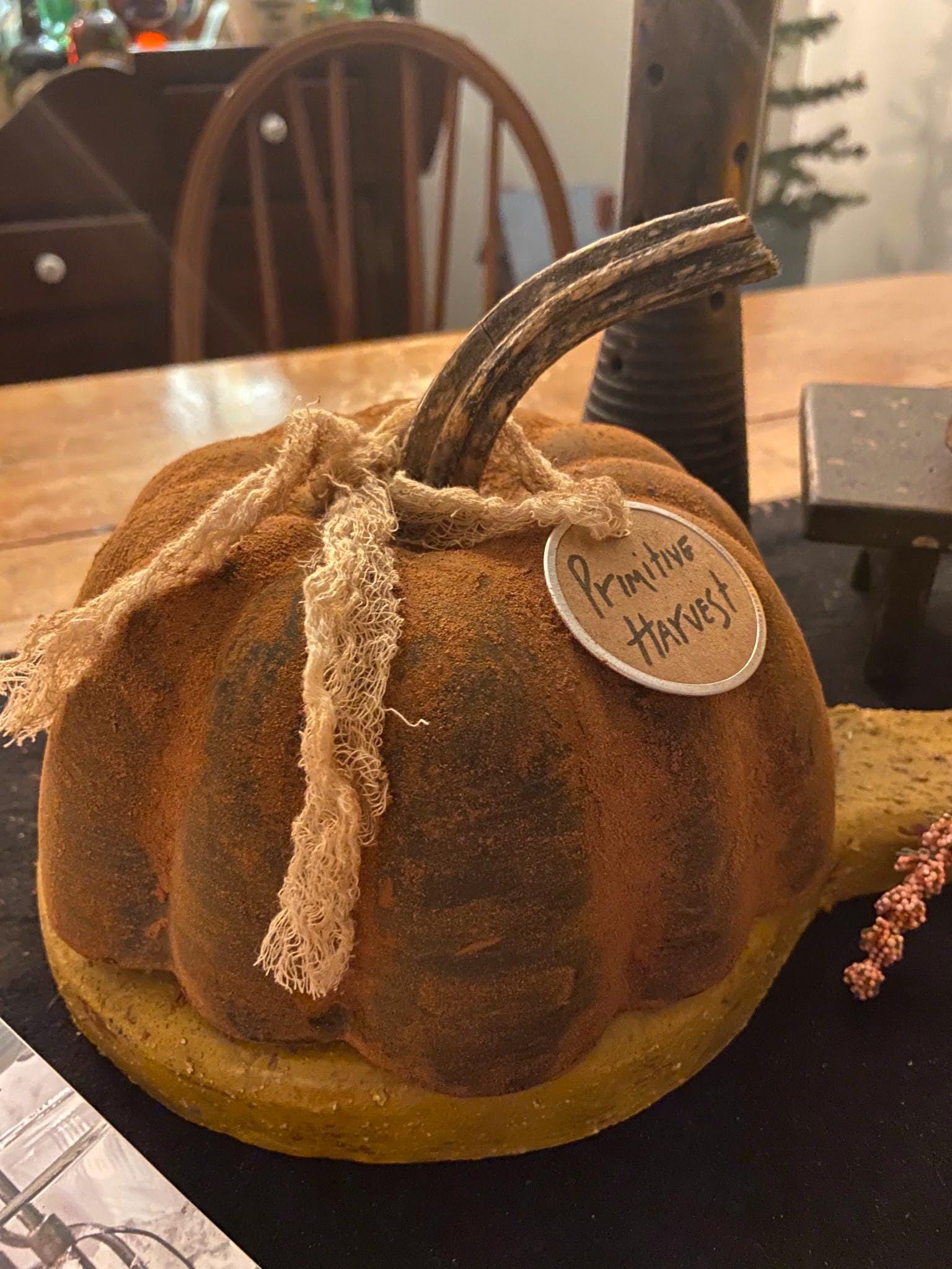 Primitive Beeswax Harvest Pumpkin