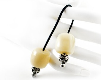 Begleri, Worry Beads with Beige Barrel Beads & Silver tone Metal Beads