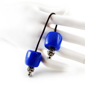 Begleri, Large Blue Barrel Beads & Silver tone Metal Beads