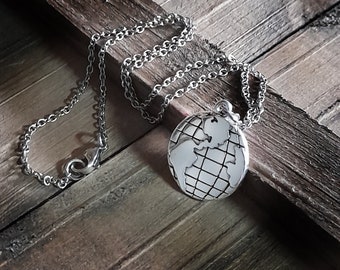 Globe Necklace with World Map Pendant Jewelry on Stainless Steel Chain, Travelling Gifts