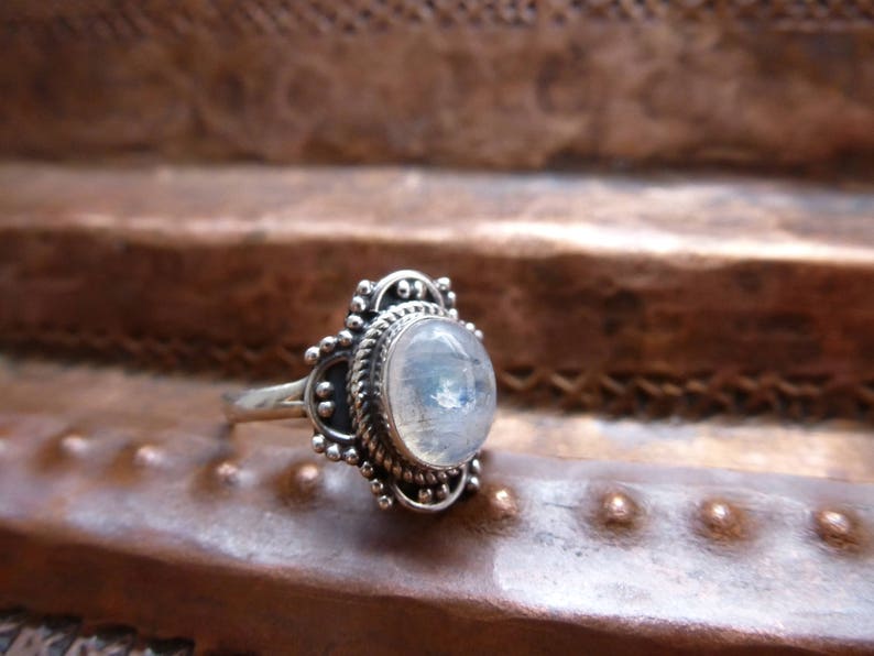 Indian 925 silver Rainbow Moonstone Solitaire Silver Ring ~ hand made