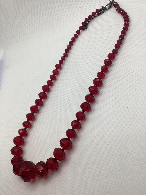 Ruby Red Glass Bead Graduated Sizes Necklace Vint… - image 4
