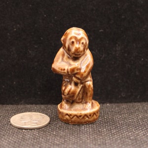 Wade Whimsies Monkey playing Banjo Vintage 1950&#39;s