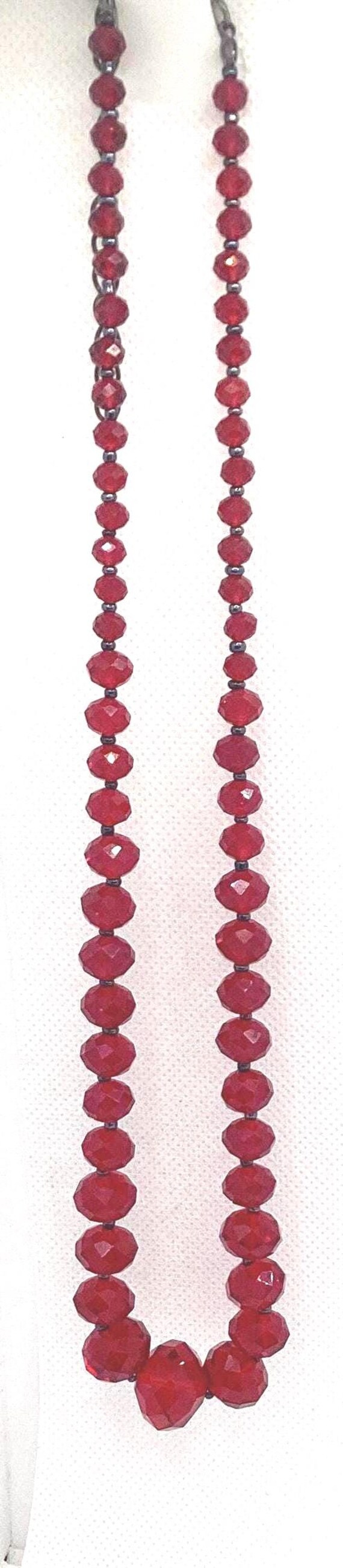 Ruby Red Glass Bead Graduated Sizes Necklace Vint… - image 6
