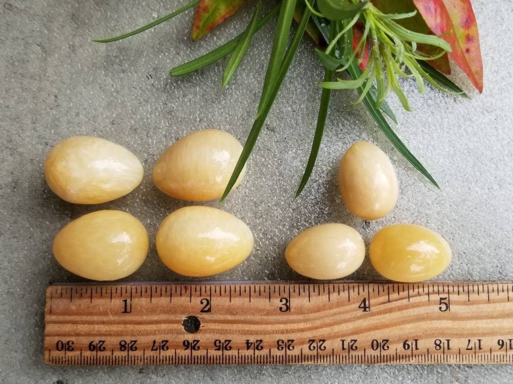Yellow Calcite Egg / Honey Calcite Egg / Honey - Yellow Calcite Egg