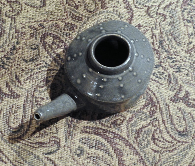 NETI Pot Blue Glaze w WILLEM GEBBEN Raised Tan Dots Green Highlights Hillcrest Pottery Wood-fired Traditional Stoneware Yoga Sinus Relief