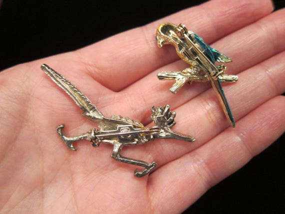 Vintage Lot of 2 Bird Brooch Pins - Enamel Painte… - image 4