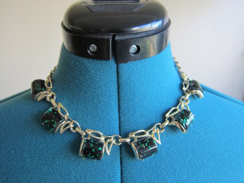Necklace with Matching Earrings Vintage Green Black Confetti Lucite Thermoset Plastic Gold Tone Metal Necklace and Clip On Earrings Set