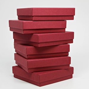 Scatole per gioielli Kraft con coperchio- Scatola regalo o display in Borgogna- Scatole di stoccaggio- Scatole di contenuto riciclato- con Fiberfill- Made in USA- Set di 6