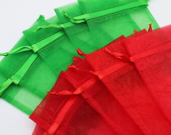 Surtido de Navidad Bolsas de Organza - 4 X 6 - Bolsas de Regalo de Tela Reutilizables - Embalaje de Joyas - Bolsas de Favor de Fiesta - Embalaje de Regalo - Juego de 10
