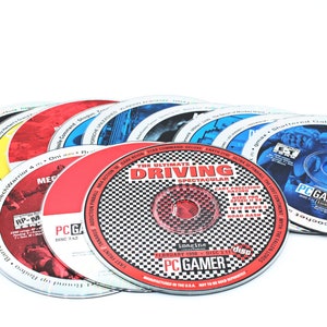Lot of 300 CD / Dvds / Games / Blu-rays as Supplies for