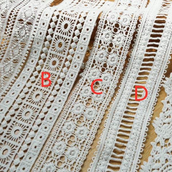 Vintage Cotton Lace Trim Off White,  Insertion Crochet Lace Trim, Floral Circle trim, For Sew on Garment, Costume design, By 1 Yard