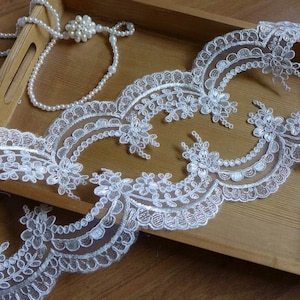 Ivory Embroidered Scalloped Alencon Corded Lace Trim for Wedding Garters, Bridal Veils, Costume or Jewelry Design, by 1 yard