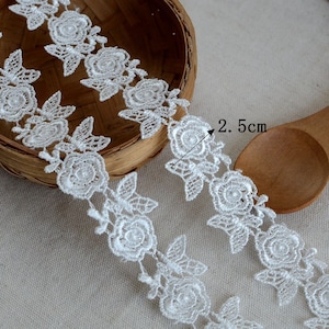 Venice Small Rose flowers lace trim, Vine Patch floral  Wedding Scallop lace trim for Bridal Dress, Baptism dress, Veil Supply, By 2 Yards