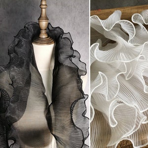 Black Gleam Ruffled Organza Lace Trim, Single Layer Shimmer pleated Trim For Costume Design, Sleeve, Fashion show, Houte Couture