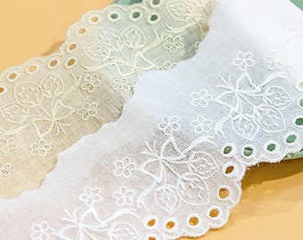 Strawberry Embroidery Flower Cotton Lace Trim in Off white, Eyelets scallop border trim, bridal trim, 2.95'' width