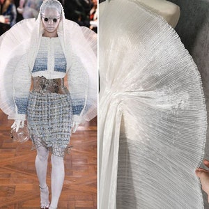 Stiff Shimmer Pleated Organza Lace fabric, Gleam Organza fabric For Fashion Show, Houte Couture, Designer Fabric, Graduation Work