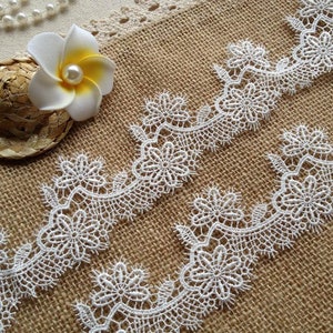 Exquisite Off White Venice Lace Trim, Floral Eyelash Lace Trim, Bridal Lace Bracelet Lace Trim 2.36 Inches Wide, by 1 yard