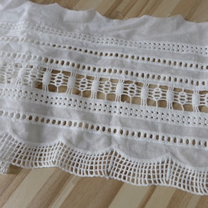 Crochet Style Cotton Eyelet Lace, Off white Lace Trim for Bridal Dress, Cuffs, Home Decor, By 1 yard